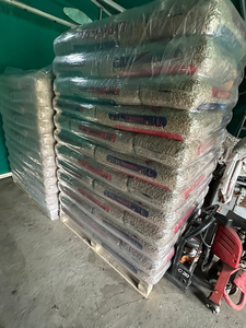 Pellets de Madera Premium al por Mayor, 100% Certificados Enplus A1, Pellets de Madera Natural de Pino Disponibles en Stock - Product Image 2