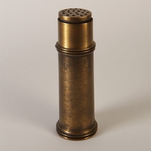 Molinillo de sal y pimienta de madera de primera calidad con acabado rústico mate, trabajo artesanal Diseñado para interiores decorativos de comedor - Product Image 1