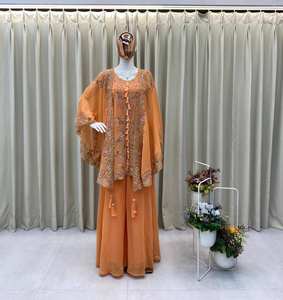Hermoso Salwar Kameez Tradicional Moderno Pakistaní con Estampado Digital y Bordado para Bodas y Fiestas, Vestido Elegante de Secado Rápido para Niñas - Product Image 5