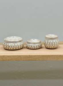 Venta caliente tarros de Diya de relleno de cera de hierro étnico para Diwali portavelas de Metal festivo para decoración del hogar y regalos de devolución - Product Image 5