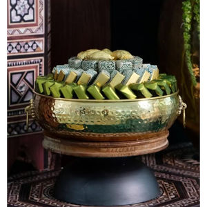 Conception de feuille en métal de haute qualité avec présentoir à Dessert en bois d'acacia pour les cadeaux de fête ou le décor d'événements - Product Image 3