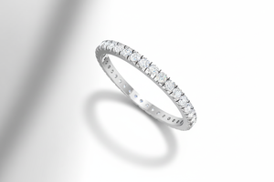 Anillo de Oro de 14K y Diamantes, Clásico, de Banda Completa, para Mujer |   Diamante de Corte Brillante Redondo de 0.49 Quilates - Product Image 3