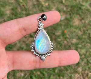 Colgante de Plata de Ley 925 con piedra lunar natural, joyería hecha a mano, collar único para mujer, regalo bohemio elegante - Product Image 5