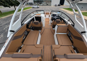 Bateaux Yamaha 2024 252SE 7m 1.9L Haute puissance 400cv Jetboats Inboards JetDrive d'occasion Bateau de travail Remorque de bateau à moteur - Product Image 4