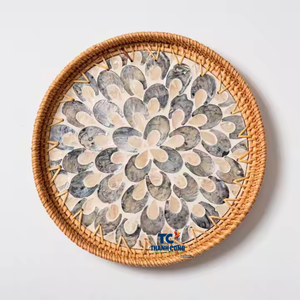 Vente en gros au Vietnam de plateau de service rond en rotin naturel et nacre parfait pour les décorations du Ramadan et de l'Aïd - Product Image 1