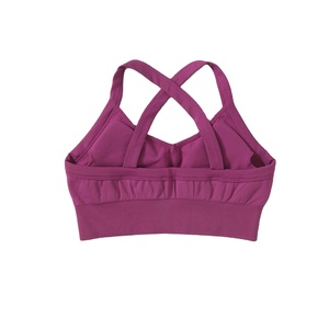 เสื้อชั้นในกีฬาโยคะแบบไขว้หลัง น้ำหนักเบา ระบายอากาศได้ดี ไร้ตะเข็บ ยืดได้สี่ทิศทาง เหมาะสำหรับออกกำลังกาย ฟิตเนส ช่วยยกกระชับ สำหรับผู้หญิง - Product Image 4