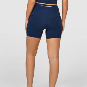 "Elegantes pantalones cortos para mujer Altitude 4 pulgadas para correr-Cómodos y ligeros-Perfecto para gimnasio, entrenamiento y actividades al aire libre - Product Image 3