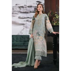 Robe en mousseline de soie printemps/été par Clarence - Product Image 5