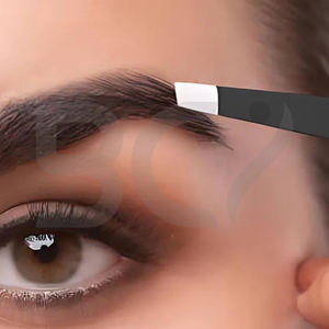 แหนบคิ้วสแตนเลสคุณภาพดี ปลายเฉียง สีดำ สำหรับคิ้วที่คมชัดทุกแบบ เหมาะกับทุกสภาพเส้นขน - Product Image 3