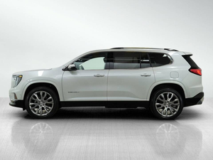 Muy limpio 2025 G M C A d i a All-New 3-Row SUV | Lujo de tamaño mediano | Tecnología avanzada | Export Ready - Product Image 6