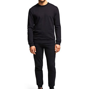 Ensemble de survêtements tendance avec logo personnalisé pour hommes, sweat-shirt à col rond 100% coton confortable et unique pour le jogging d'hiver - Product Image 1