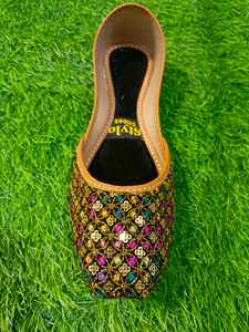 Khussa zapatos de las mujeres planas de peso ligero colores mezclados khussa Punjabi khussa personalizado al por mayor de calidad superior diseños personalizados de las mujeres - Product Image 4