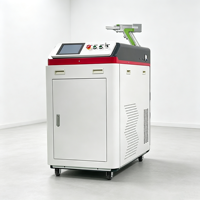 Nettoyeur laser portatif pour l'élimination de la rouille industrielle, le décapage de la peinture, le nettoyage des soudures et la préparation des surfaces
