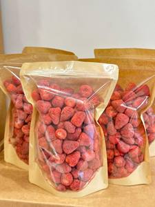 Fresas Liofilizadas DISPONIBLES, Fruta Crujiente Recogida a Mano, Ideal para Hornear Postres, Smoothies y Uso Diario, Vietnam - Product Image 5