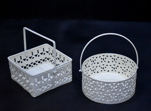 Cesto de Metal redondo y cuadrado de corte láser de latón AK con asa en acabado dorado, Juego de 2 para decoración de Hotel/decoración del hogar - Product Image 3