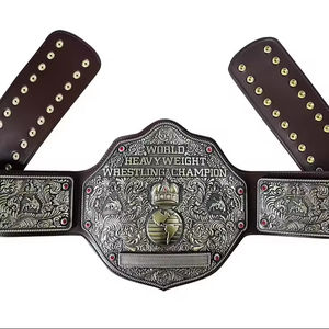 เข็มขัดแชมป์เหล็กแบบปรับแต่งได้สำหรับมวยคาราเต้ MMA แบบเป็นมิตรกับสิ่งแวดล้อมดีไซน์เอวสูงสีทองมีให้เลือก - Product Image 1