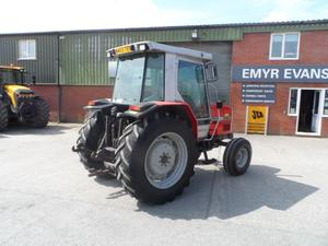 Tracteur agricole d'occasion Massey Ferguson 3060, 140 CV, cabine fermée - Product Image 4