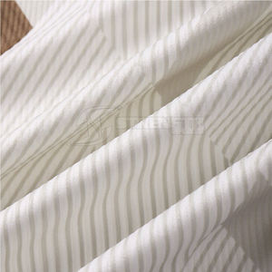 T-shirt pour homme de haute qualité avec design graphique personnalisé 100% coton séchage rapide et écologique pour la mode de rue - Product Image 6