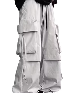 กางเกงคาร์โก้ผู้หญิงแบบยั่งยืนและระบายอากาศได้ดีดีไซน์ที่เป็นที่ต้องการมากที่สุดพร้อมกางเกงคาร์โก้ผ้านุ่มสำหรับผู้หญิง - Product Image 1