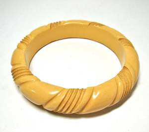 Bracelet manchette multicolore de style antique personnalisé de larges bracelets en résine sculptée Offre Spéciale accessoire de mode - Product Image 5