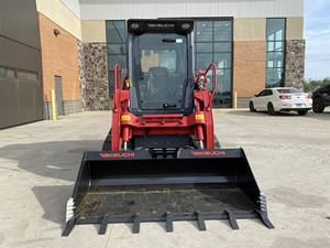Minicargadora 2024 Takeuchi TL8R2 con motor central y componentes del motor - Product Image 6