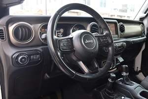 รถจี๊ปแรงเลอร์ สปอร์ต 4x4 ปี 2020 มือสอง พวงมาลัยซ้าย/ขวา - Product Image 3