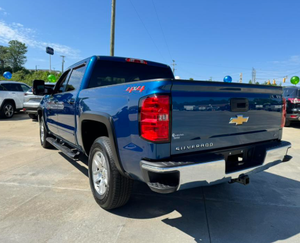 Chevrolet Silverado 1500 LT 4WD 2018 Usada en Buen Estado - Product Image 4