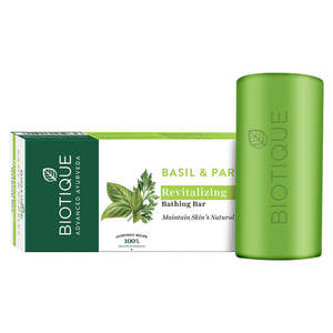 Savon solide hydratant naturel revitalisant Biotique Basilic & Persil 3x75g pour tous types de peau - Product Image 2