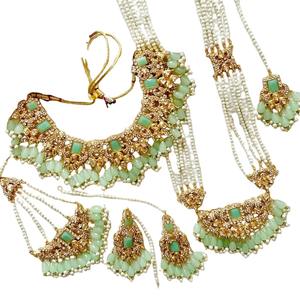 Conjunto de joyería de acero inoxidable estilo Kundan, collar de diamantes de imitación, pendientes Chandbali y Frente Tikka en acabado dorado para bodas - Product Image 4