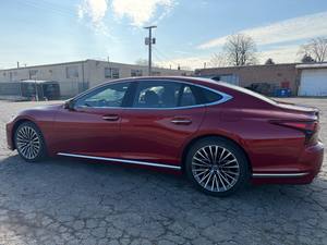 SUV Muy Económico 2024 Lexus LS500 4 Puertas AWD Sedán 6 Cilindros 3.4L V6 Twin-Turbo Bajo Kilometraje Exportación Usado 2024 Lexus LS500 LHD / RHD - Product Image 4