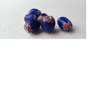 Cuentas de vidrio de Chevron azul blanco y rojo gruesas hechas a medida en tamaños personalizados para joyerías para reventa - Product Image 1