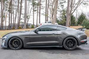 FORD MUSTANG GT COUPE PREMIUM 2018 D'OCCASION CÔTÉ GAUCHE/DROIT - Product Image 2