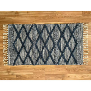 Super Quality Modern Anti-Slip Cotton <b>Rug</b> for Living Room Handwoven and Customizable in Size and Color Washable for Home Use - Product Image 6
