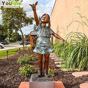 Escultura Decorativa de Jardín, Figura Artística Divertida de Mujer, Estatua de Chica Traviesa de Bronce - Product Image 6