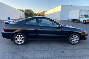 Acura Integra GS-R Coupé 1999 d'occasion en excellent état, prêt à être expédié - Product Image 3