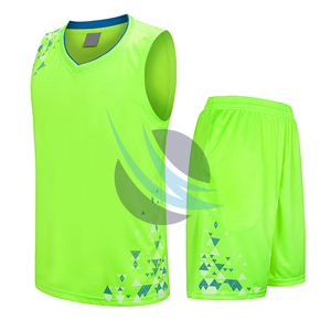 Uniformes de basket-ball réversibles personnalisés Short de basket-ball athlétique en maille pour hommes Uniformes de basket-ball réversibles en maille de sublimation pour jeunes - Product Image 1