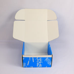 Boîte cadeau en carton ondulé, emballage recyclable personnalisé avec enveloppe en couches pour des solutions cadeaux haut de gamme et robustes - Product Image 4