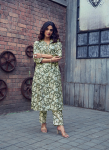 ชุดผ้าไหมสไตล์โรมันพิมพ์ลายด้วยทองคำเปลวเสื้อแขนด้านหน้าปักลายปักพิมพ์ด้วยฟอยล์สไตล์อินเดียและปากีสถาน - Product Image 4