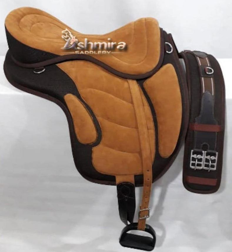 สีน้ำตาลอ่อน