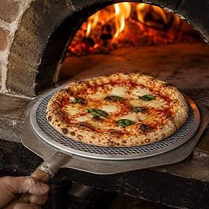 Pelle à pizza en aluminium perforé 24 cm - Outil de cuisson - Product Image 2