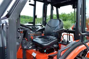 2021 Kubota L47 Tracteur agricole de qualité industrielle Pelle rétrocaveuse compacte TLB avec moteur central et composants de pompe - Product Image 5
