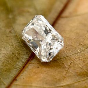 Diamantes cultivados en laboratorio con forma radiante suelta de 6x4,3mm, Diamante de laboratorio de 0,65 CT para anillo de compromiso o fabricación de joyas - Product Image 1