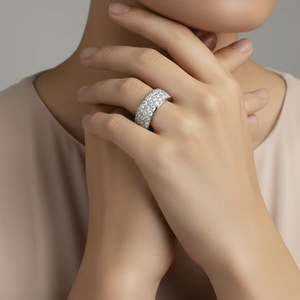 Anillo de Oro de 14K con Diamantes Redondos para Mujer |   Diamante de Corte Brillante de 1.50 Quilates - Product Image 5