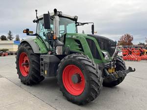 Tractor Fendt 828 VARIO 2015, Máquina Agrícola de Alta Potencia para Agricultura de Trabajo Pesado - Product Image 3