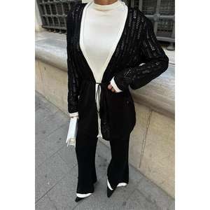 Conjunto de pantalones de punto con adornos calados Selvia 9957 - Product Image 4