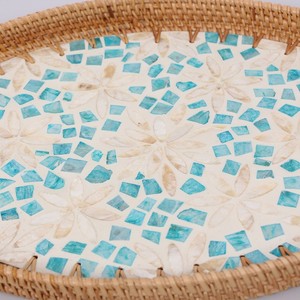 Plateau de service ovale en nacre durable avec rotin, motif mosaïque bleu et blanc, vente en gros pour table basse, décoration de cuisine - Product Image 4