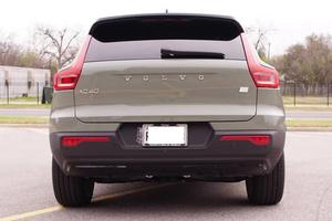 VOLVO XC40 RECHARGE TWIN PLUS 2022 IMPECABLE, CON VOLANTE A LA IZQUIERDA/DERECHA, TRACCIÓN EN LAS CUATRO RUEDAS, MOTOR DOBLE, VEHÍCULO ELÉCTRICO, LISTO PARA ENVIAR - Product Image 5