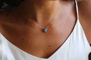 Collar de labradorita delicada, joyería minimalista con capas de piedras preciosas para mujer, regalo impermeable para ella - Product Image 3