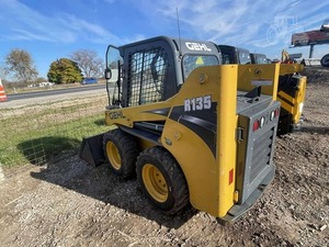 Cargadora Compacta JCB 155 de 2.84m, Modelo Cat 966h, Retroexcavadora Frontal, Bomba Hidráulica TCM, Motor Caterpillar, Rodamiento, Caja de Cambios - Product Image 6