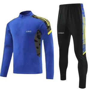 Camisetas de Fútbol Personalizadas al por Mayor, 100% Poliéster, Cuello en V, Manga Corta, Ligeras, de Secado Rápido, Uniformes para Clubes de Entrenamiento Masculino - Product Image 4
